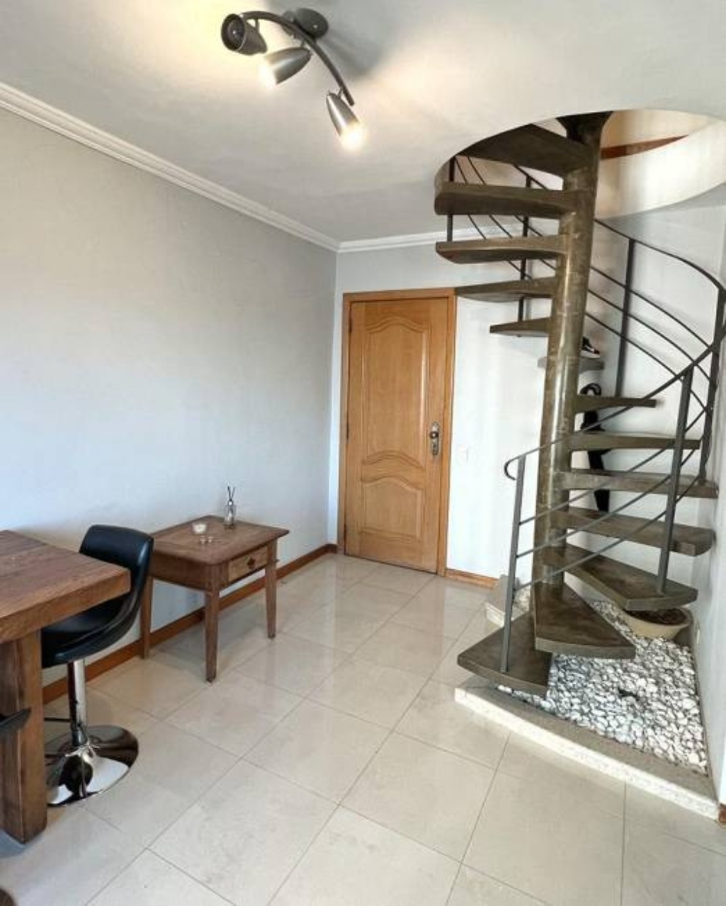 Cobertura à venda com 2 quartos, 80m² - Foto 2