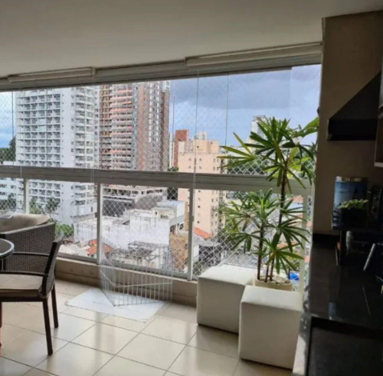 Apartamento à venda com 3 quartos, 98m² - Foto 3