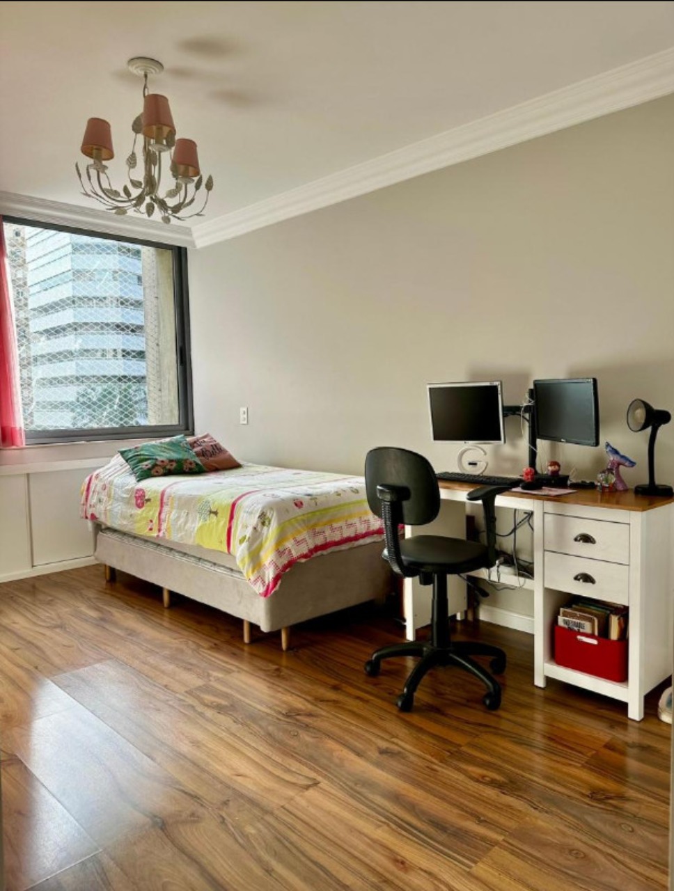 Apartamento à venda com 4 quartos, 202m² - Foto 10