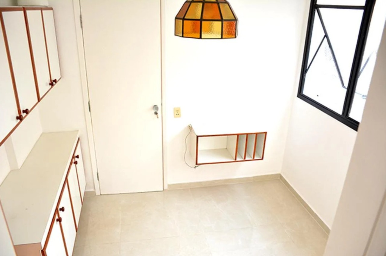 Apartamento à venda com 3 quartos, 195m² - Foto 4