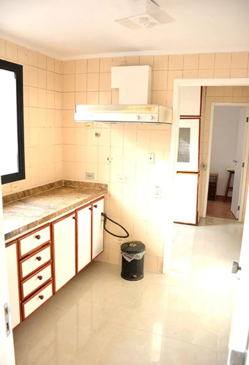 Apartamento à venda com 3 quartos, 195m² - Foto 9