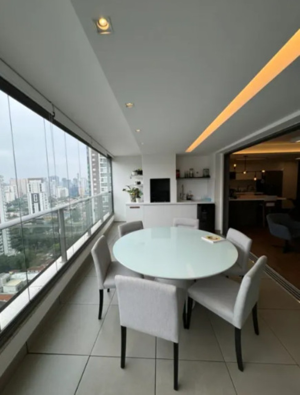 Apartamento à venda com 3 quartos, 128m² - Foto 12