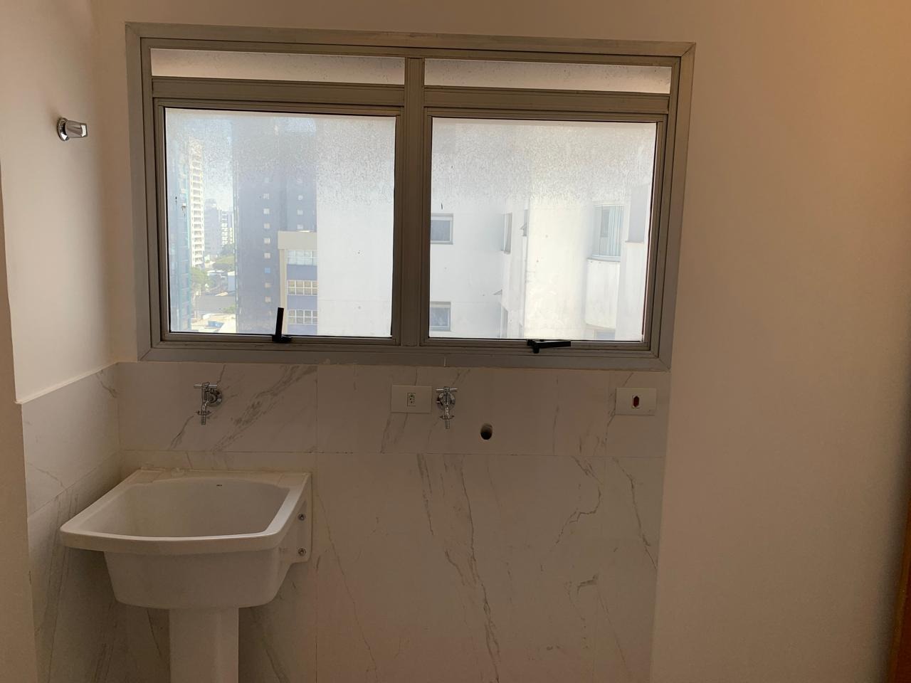 Apartamento à venda com 4 quartos, 161m² - Foto 9