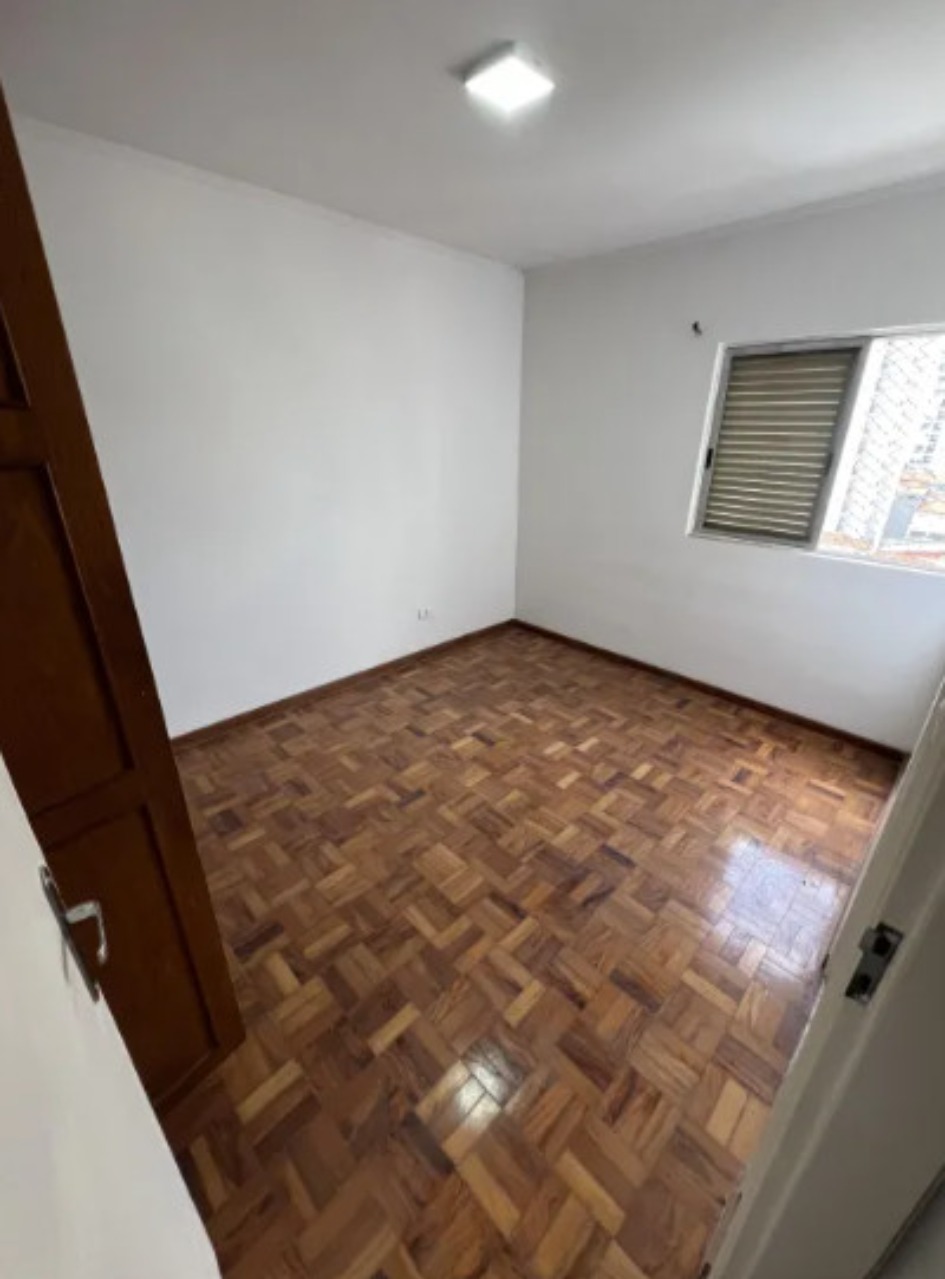 Apartamento à venda com 3 quartos, 85m² - Foto 17