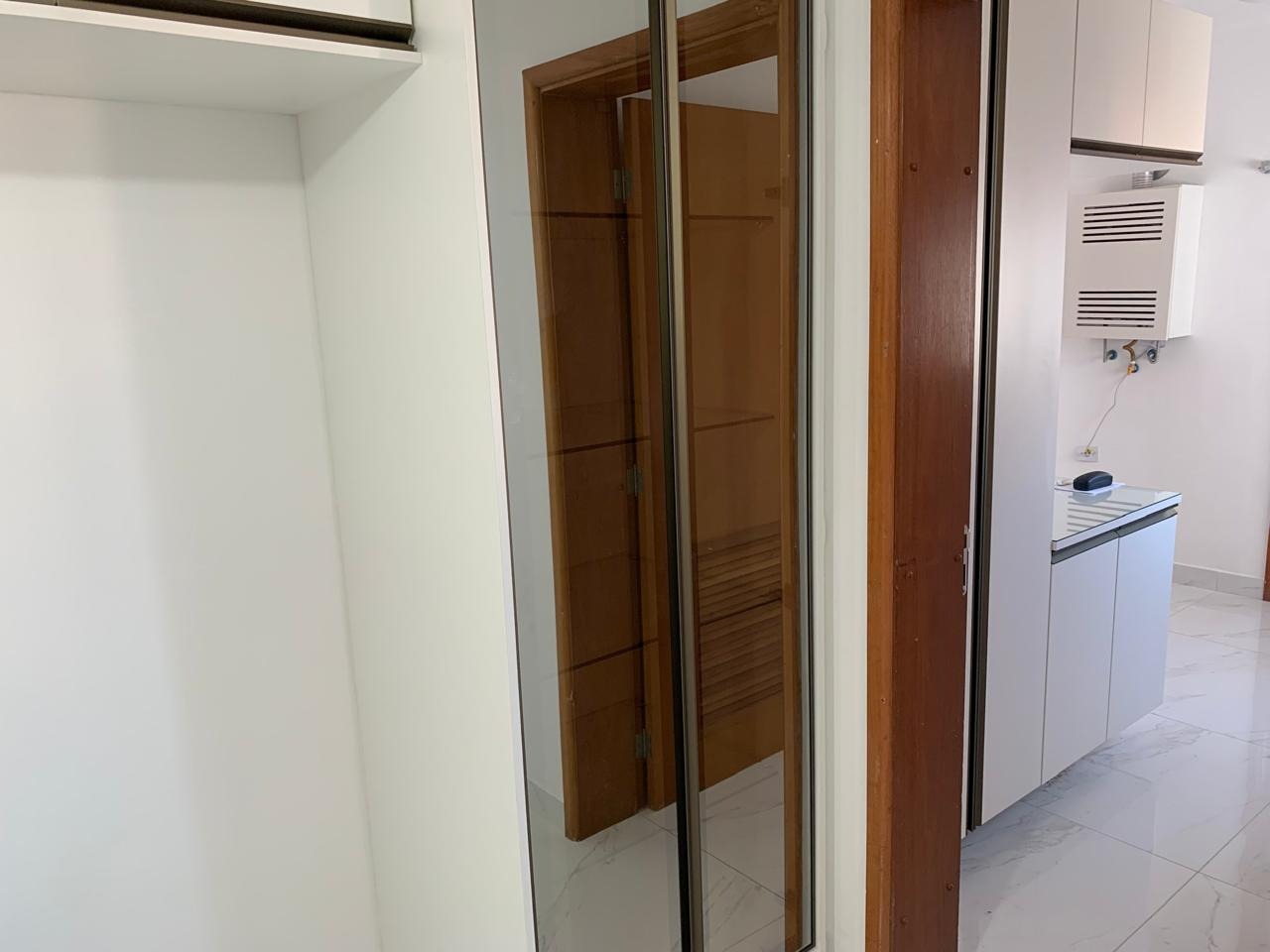 Apartamento à venda com 4 quartos, 161m² - Foto 4