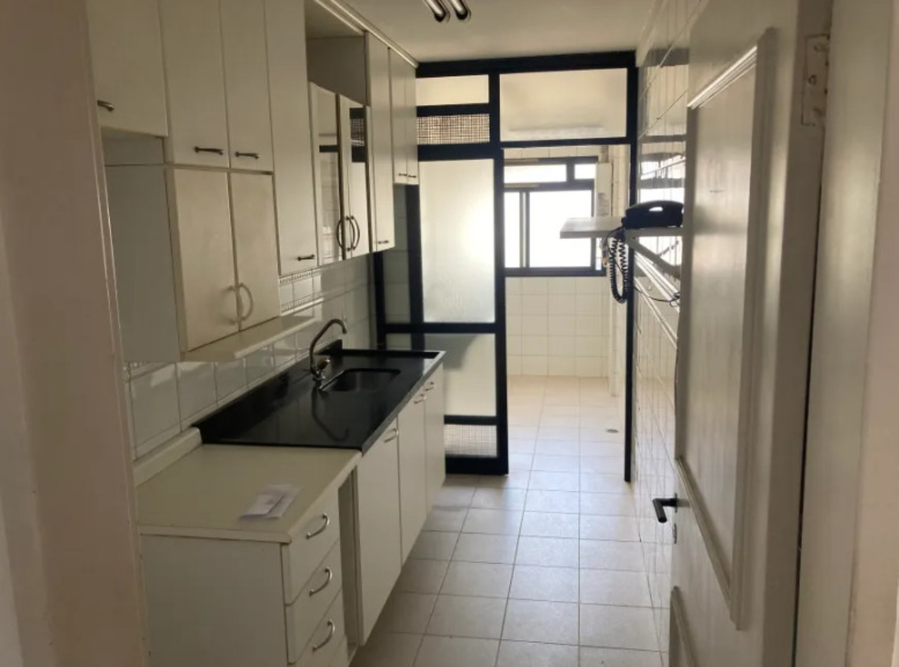 Apartamento à venda com 2 quartos, 78m² - Foto 13