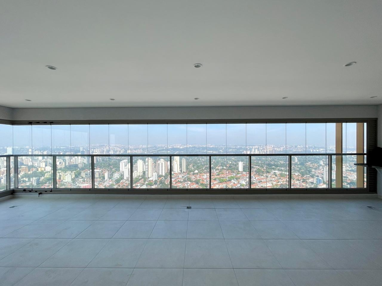 Apartamento à venda com 3 quartos, 144m² - Foto 7