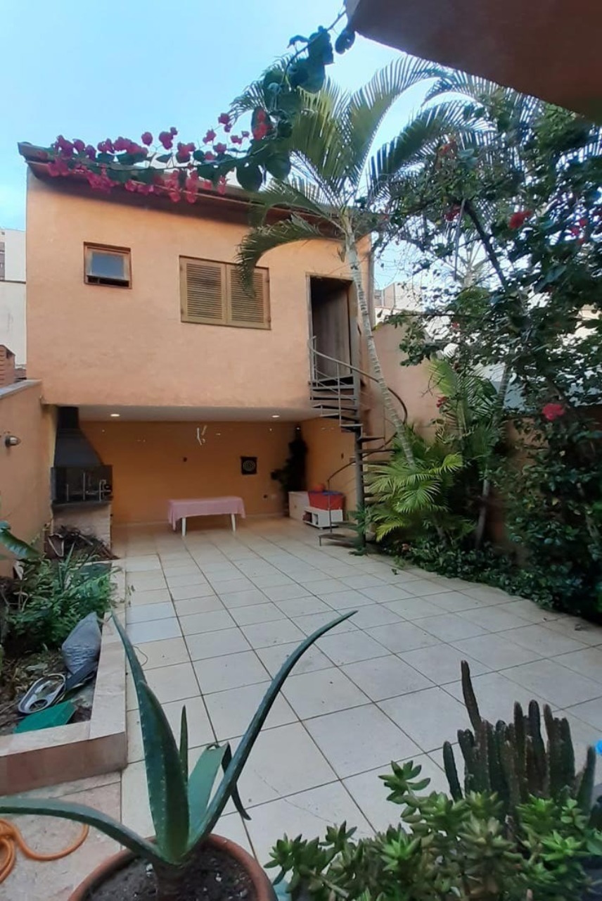 Casa à venda com 3 quartos, 236m² - Foto 8