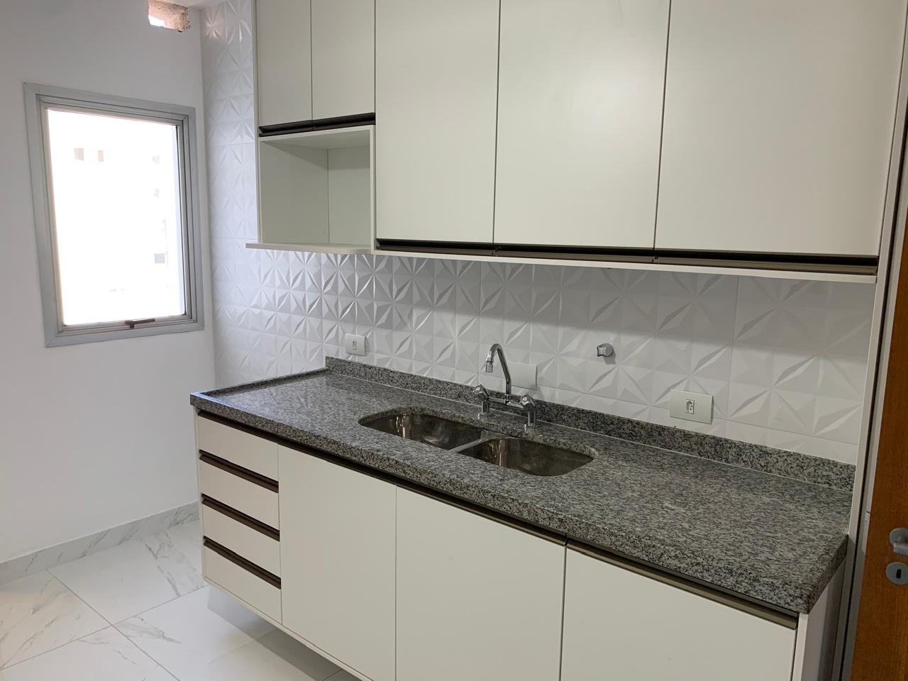 Apartamento à venda com 4 quartos, 161m² - Foto 5