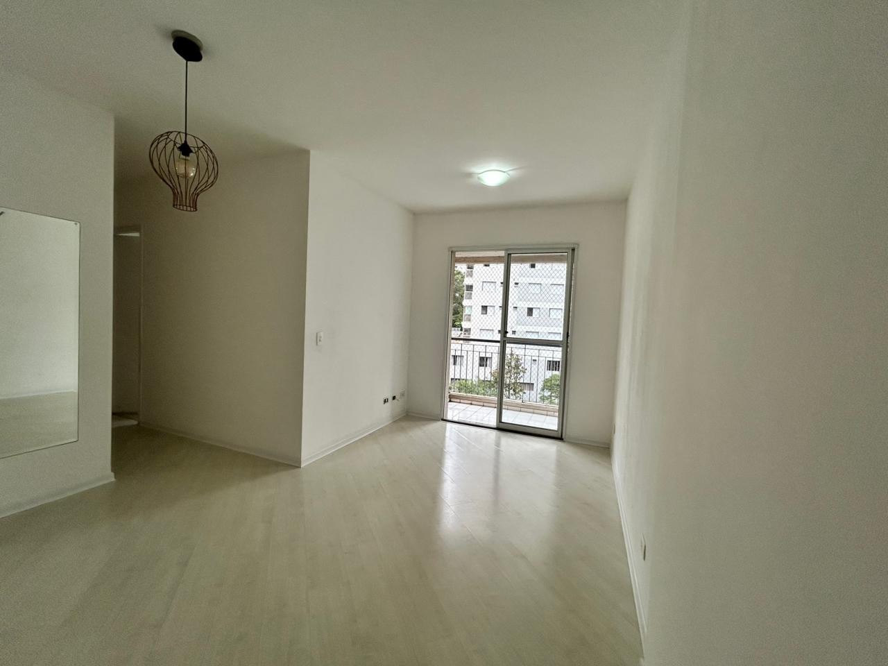 Apartamento à venda com 2 quartos, 55m² - Foto 2