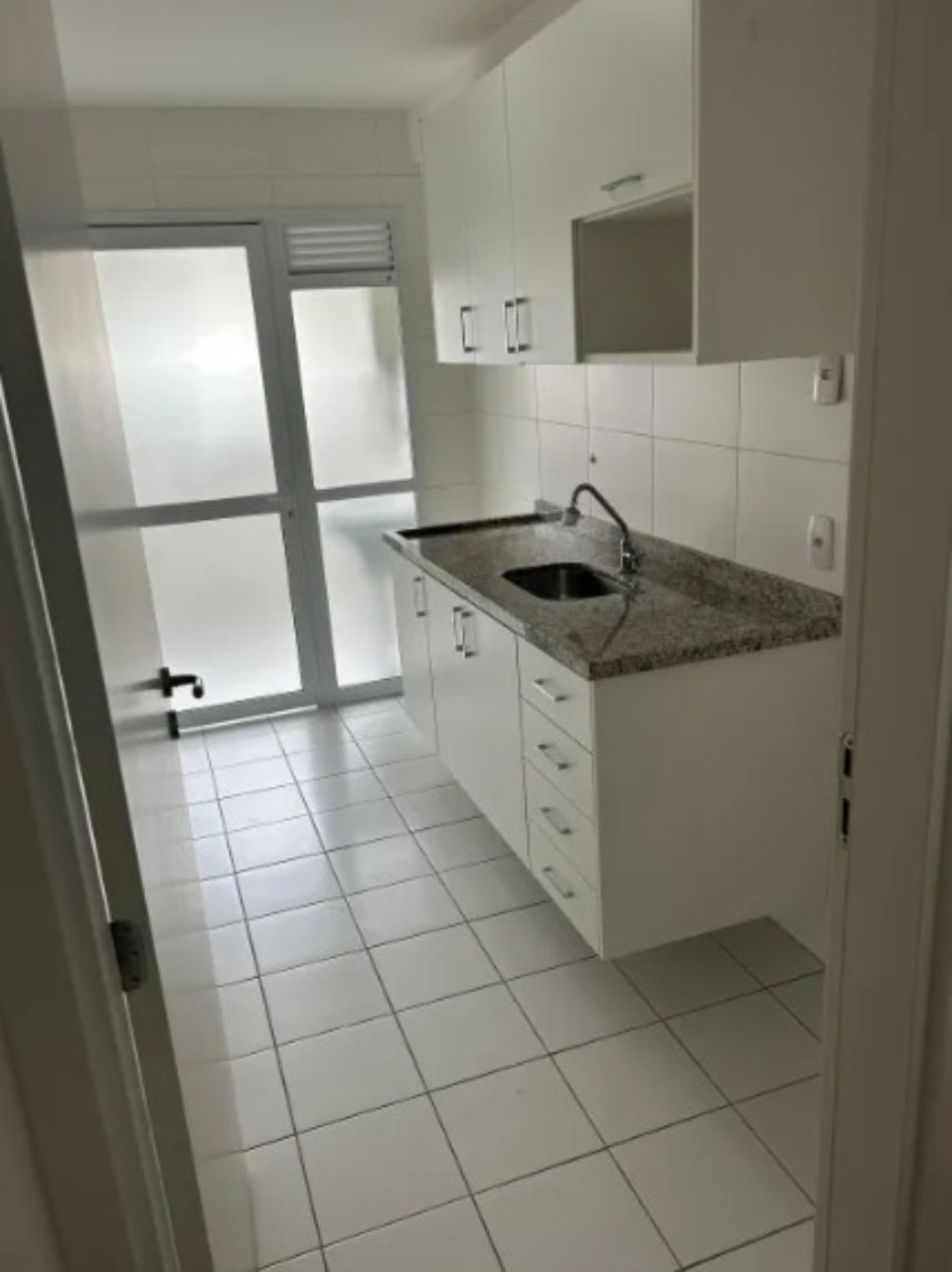 Apartamento à venda com 2 quartos, 68m² - Foto 17