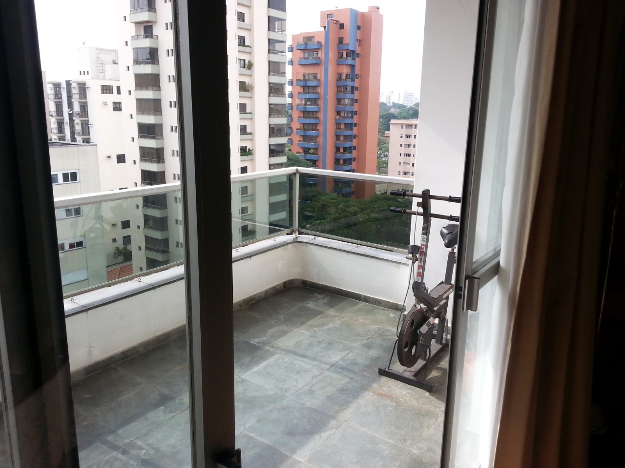 Apartamento à venda com 4 quartos, 220m² - Foto 11