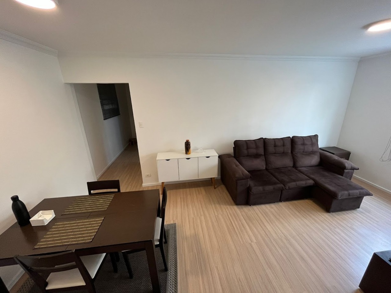 Apartamento à venda com 2 quartos, 100m² - Foto 1