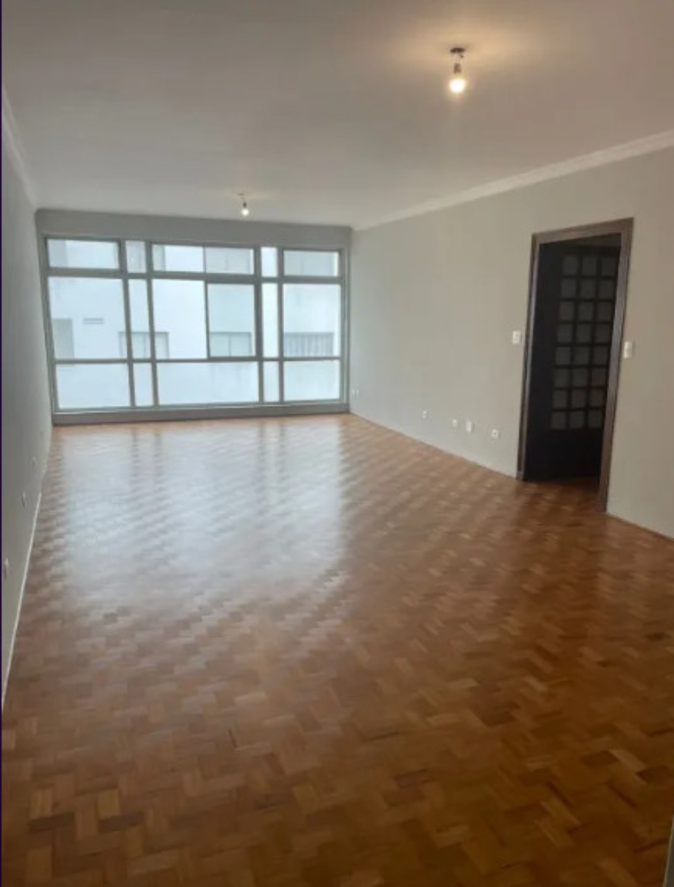 Apartamento à venda com 3 quartos, 163m² - Foto 1