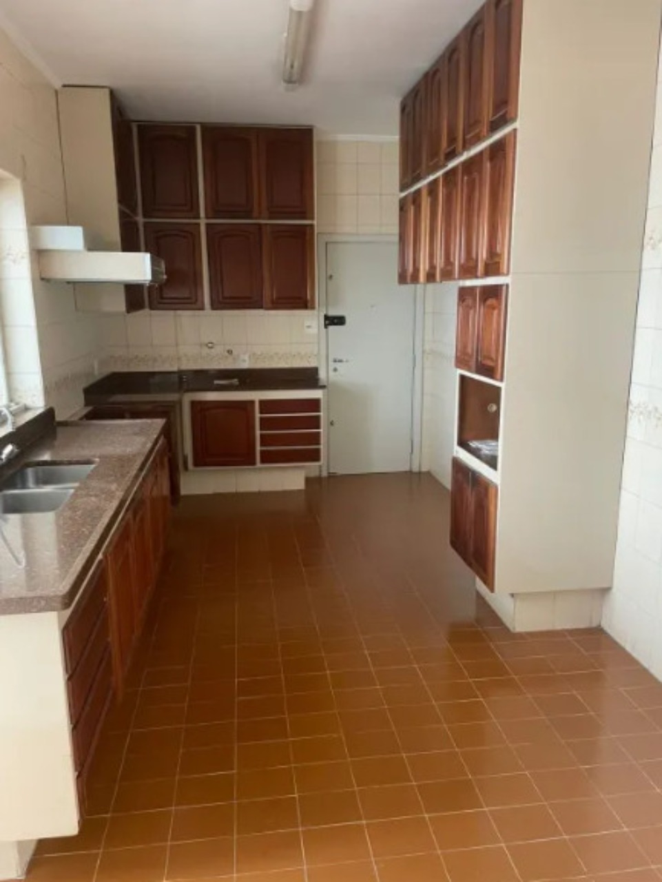 Apartamento à venda com 3 quartos, 163m² - Foto 3