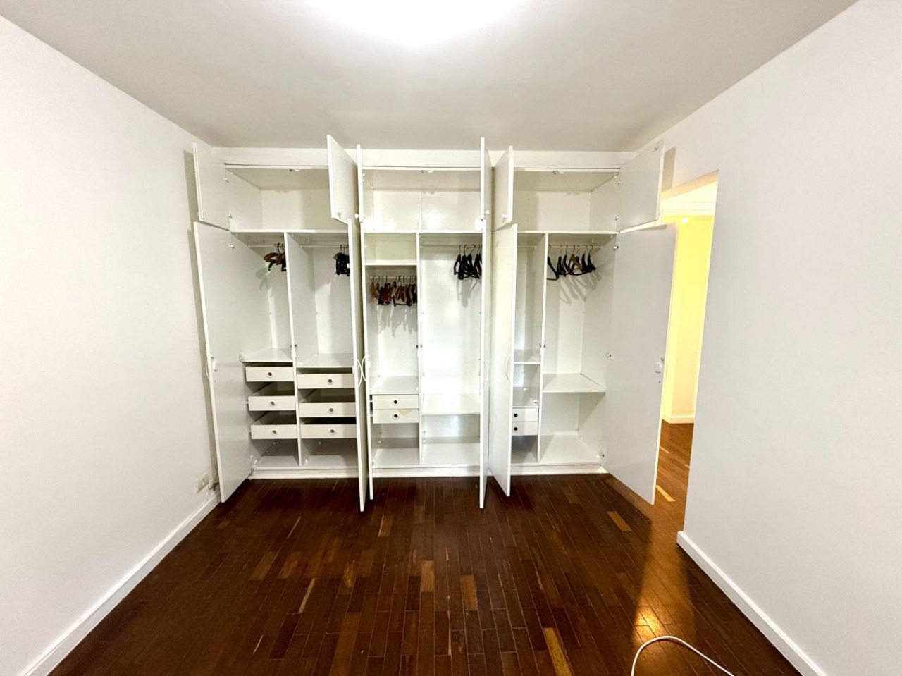 Apartamento à venda com 3 quartos, 113m² - Foto 14