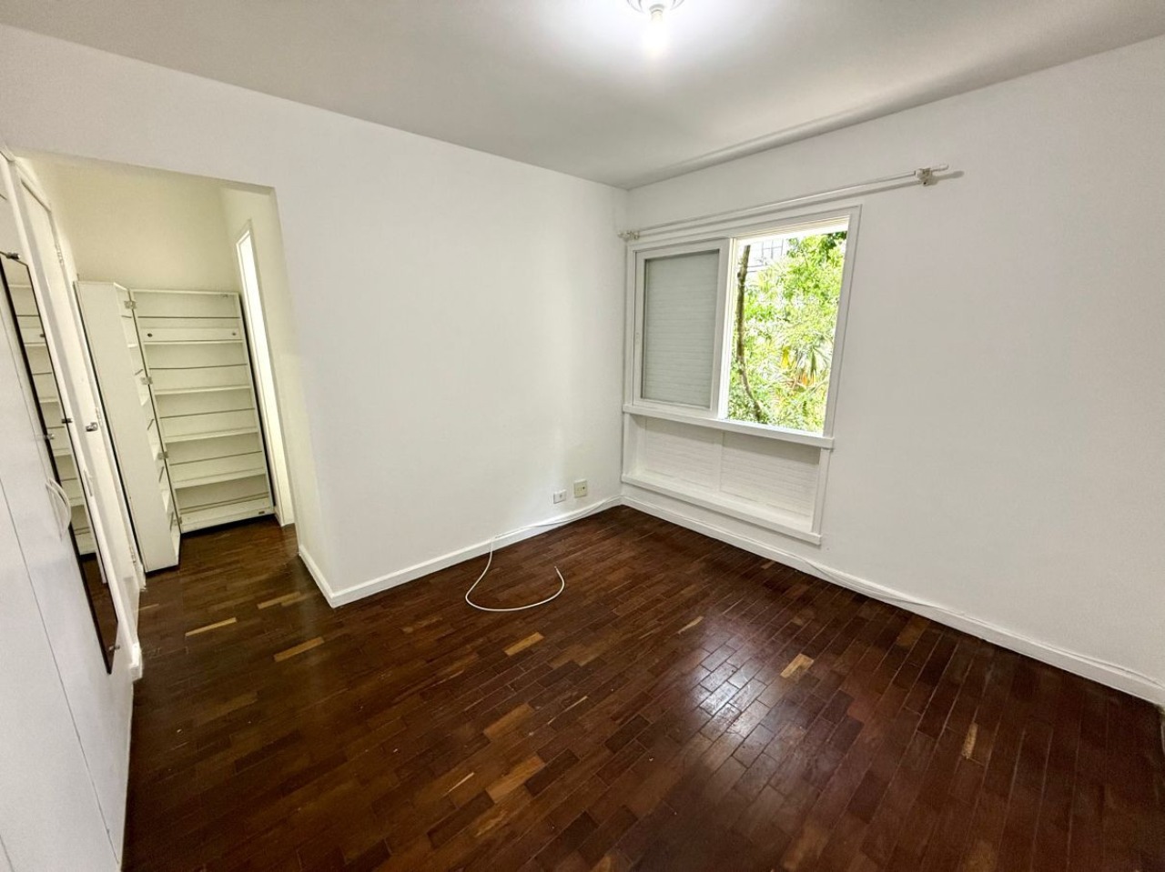 Apartamento à venda com 3 quartos, 113m² - Foto 7