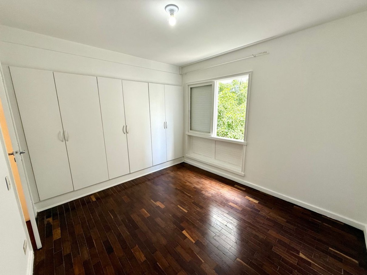 Apartamento à venda com 3 quartos, 113m² - Foto 18