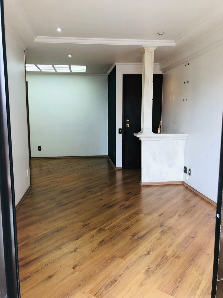 Apartamento à venda com 3 quartos, 100m² - Foto 3