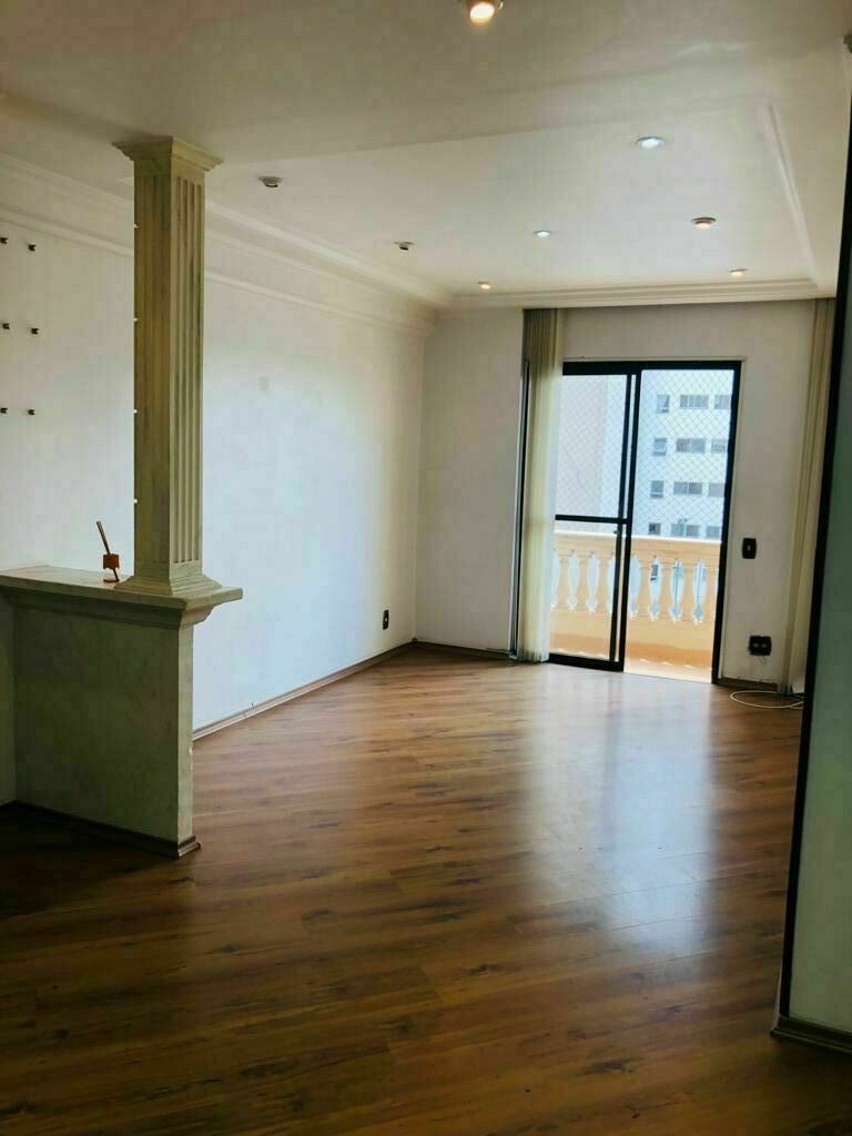 Apartamento à venda com 3 quartos, 100m² - Foto 1