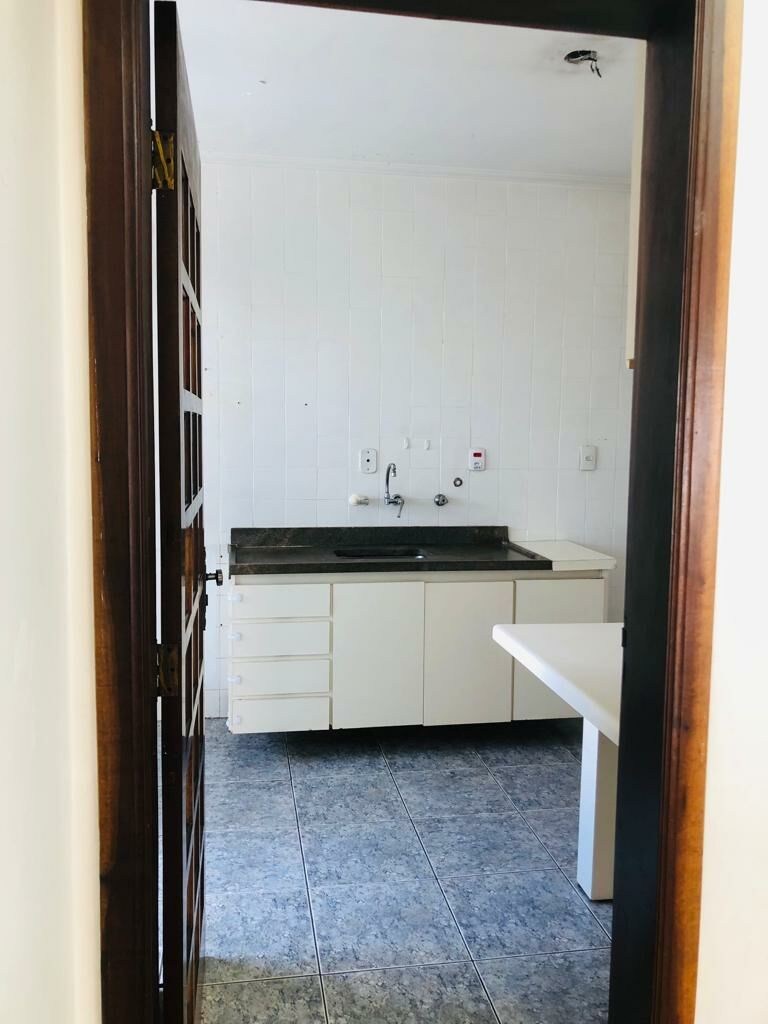 Apartamento à venda com 3 quartos, 100m² - Foto 5