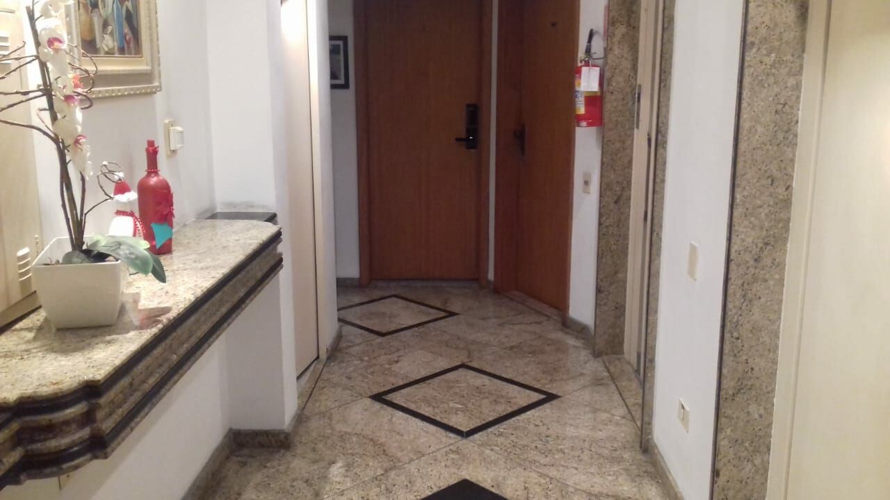 Apartamento à venda com 3 quartos, 110m² - Foto 22