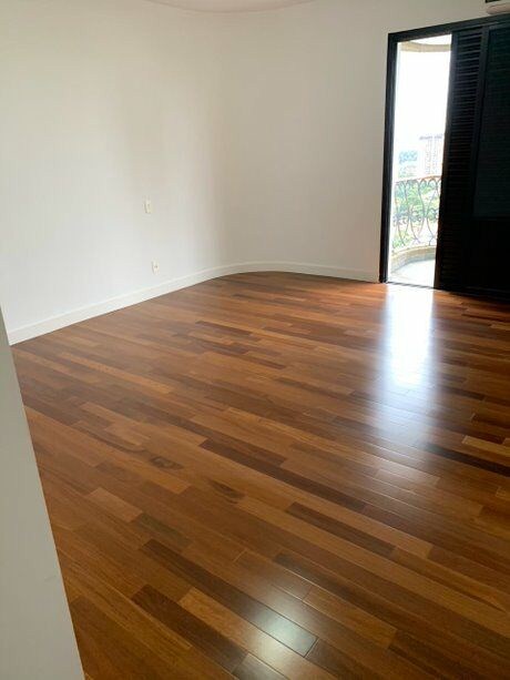 Apartamento para alugar com 4 quartos, 329m² - Foto 7