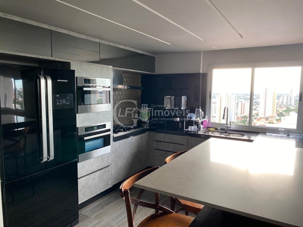 Apartamento à venda com 3 quartos, 210m² - Foto 7