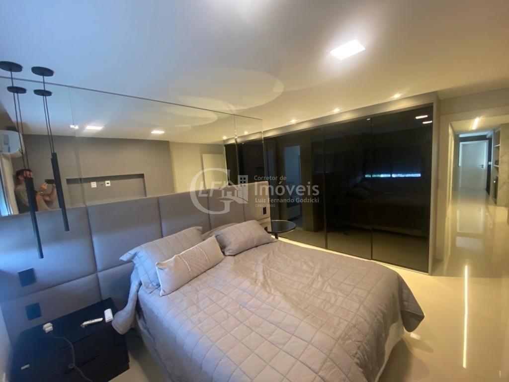 Apartamento à venda com 3 quartos, 210m² - Foto 20