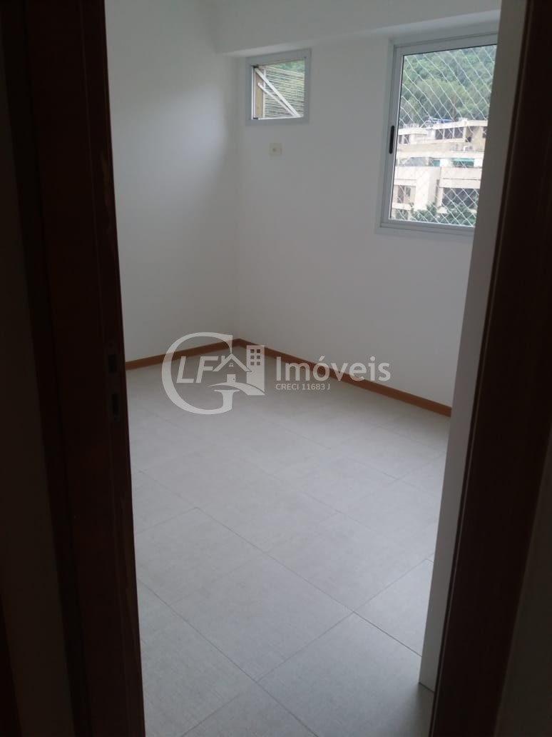 Apartamento à venda com 4 quartos, 201m² - Foto 13