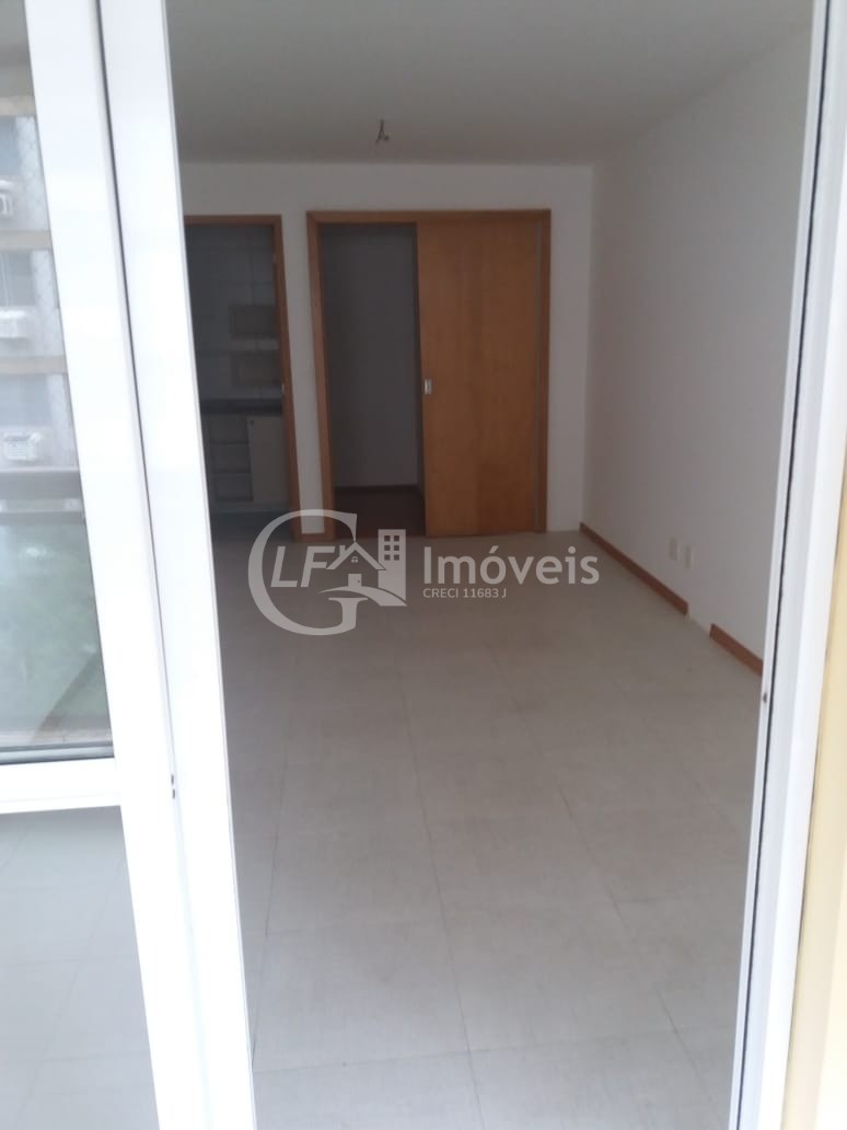 Apartamento à venda com 4 quartos, 201m² - Foto 7