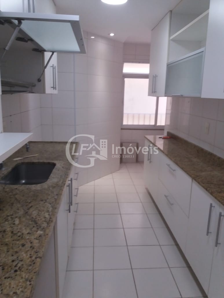 Apartamento à venda com 4 quartos, 201m² - Foto 10