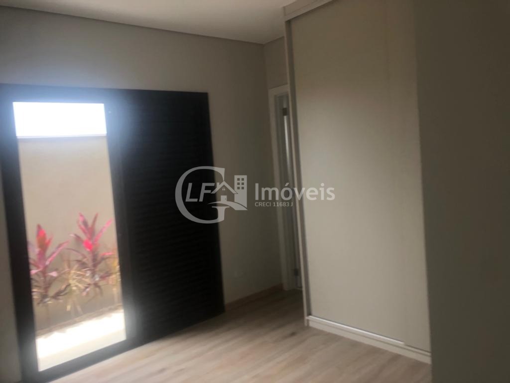 Casa à venda com 4 quartos, 237m² - Foto 18