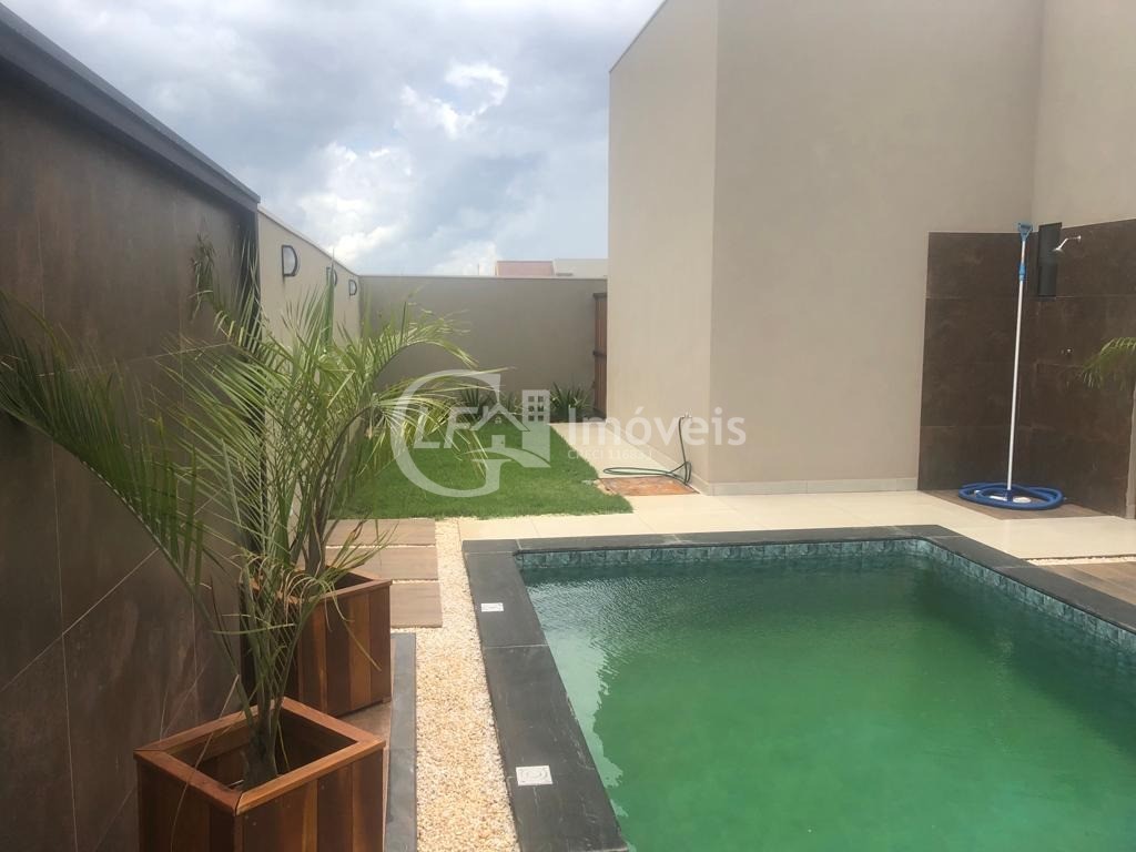 Casa à venda com 4 quartos, 237m² - Foto 14