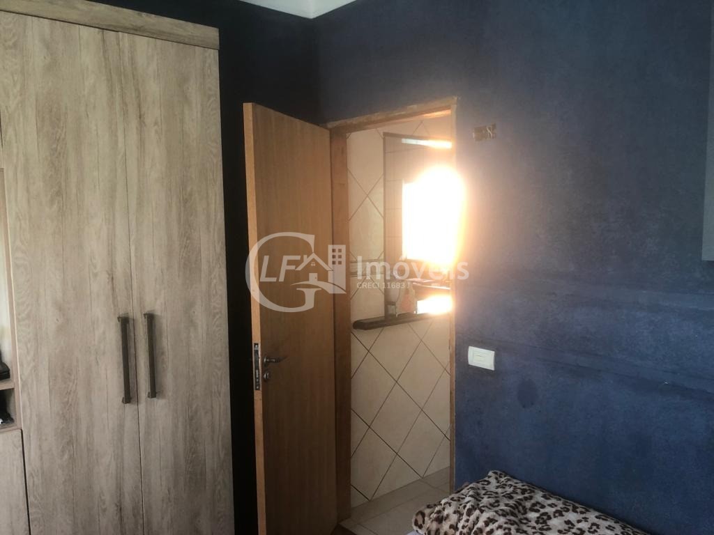 Casa à venda com 3 quartos, 200m² - Foto 4