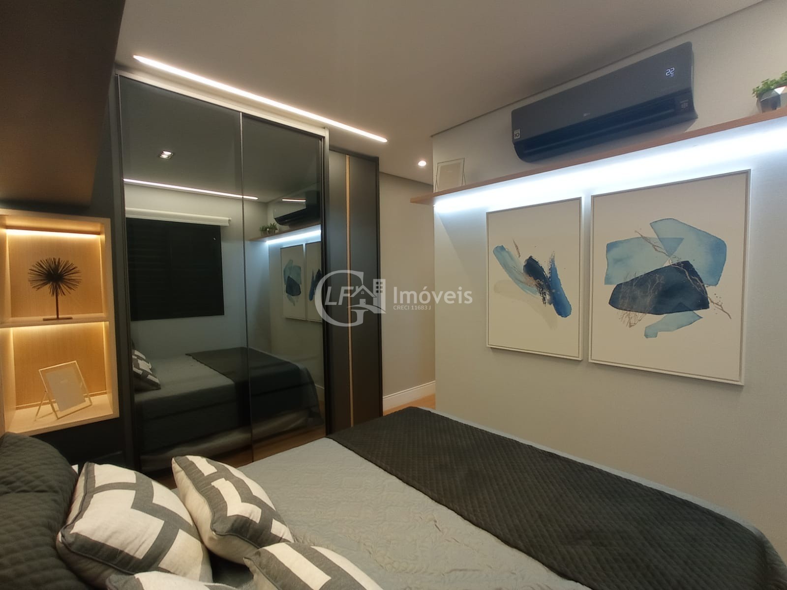 Apartamento à venda com 2 quartos, 65m² - Foto 10