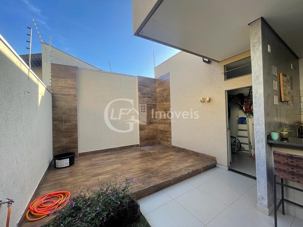 Casa à venda com 1 quarto, 180m² - Foto 16