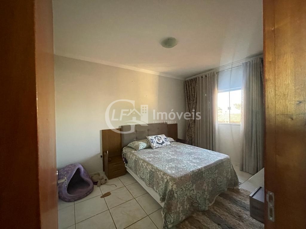 Casa à venda com 1 quarto, 180m² - Foto 12