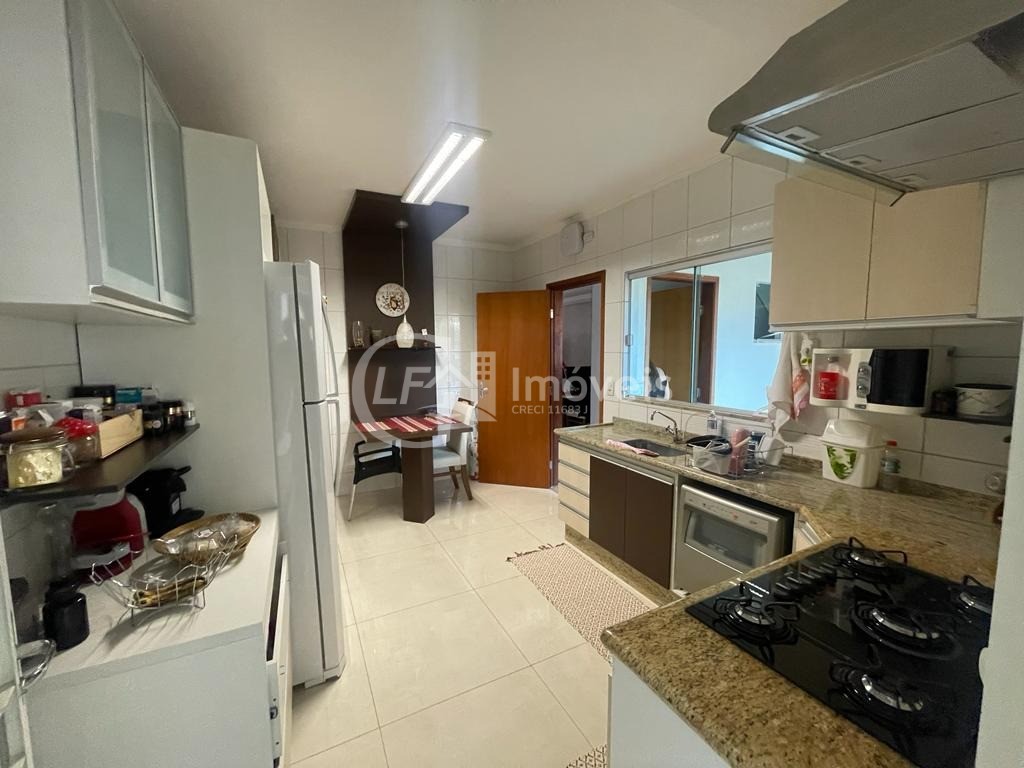 Casa à venda com 1 quarto, 180m² - Foto 22