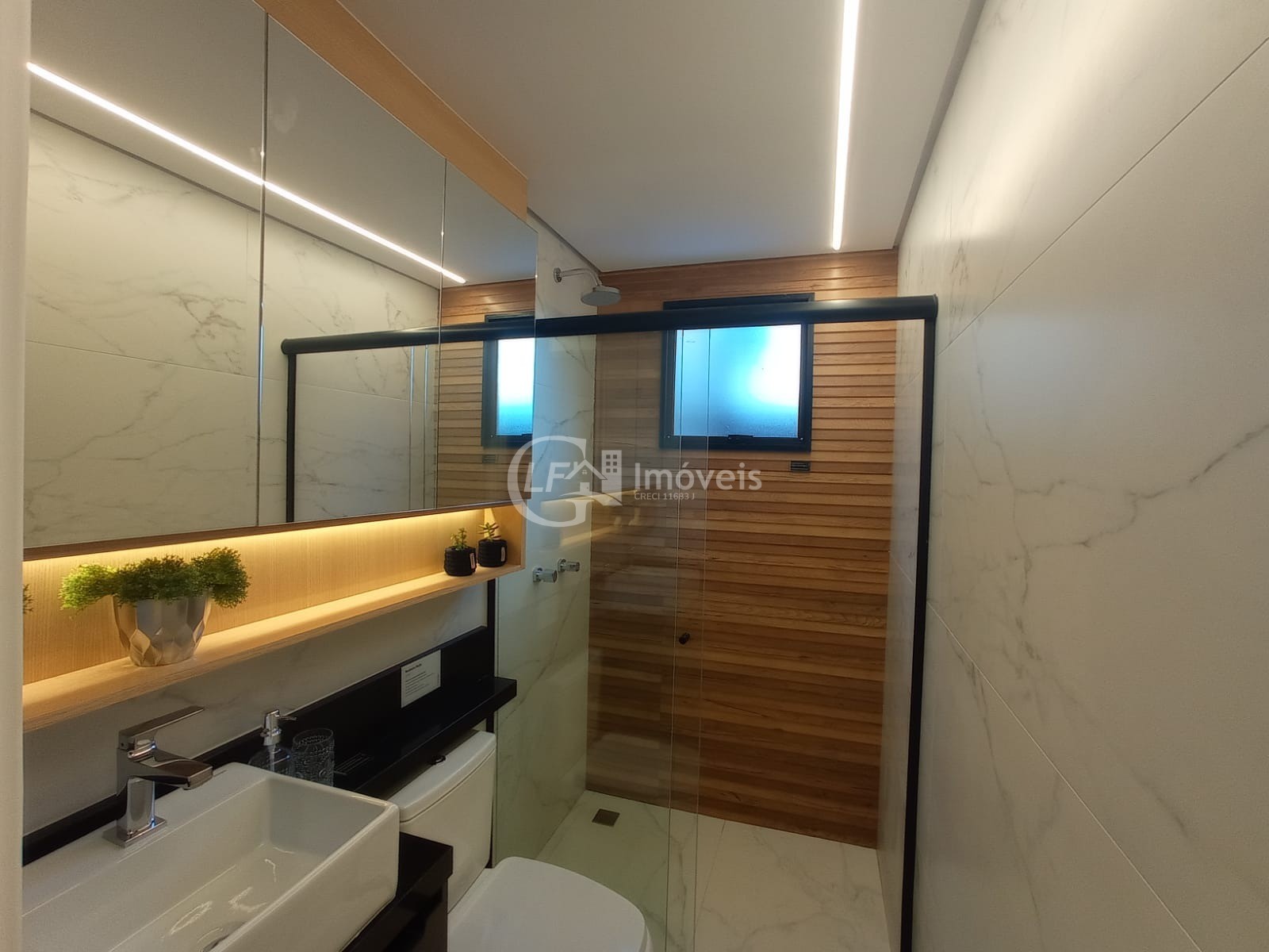 Apartamento à venda com 2 quartos, 65m² - Foto 11