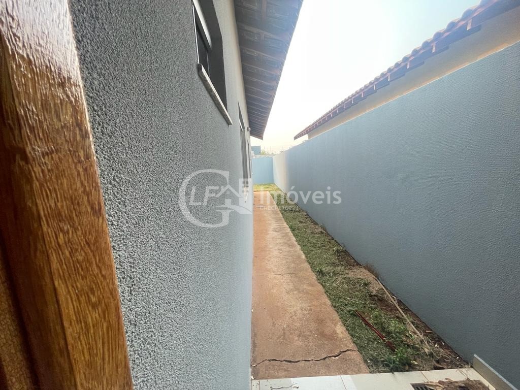 Casa à venda com 3 quartos, 90m² - Foto 18