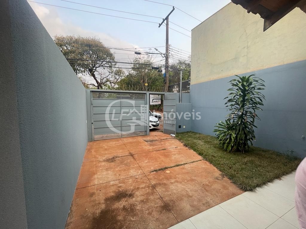 Casa à venda com 3 quartos, 90m² - Foto 3