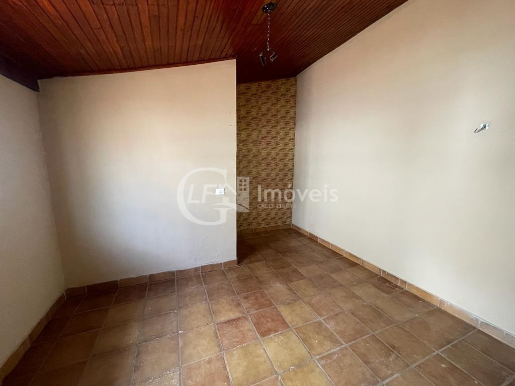 Casa à venda com 3 quartos, 250m² - Foto 5