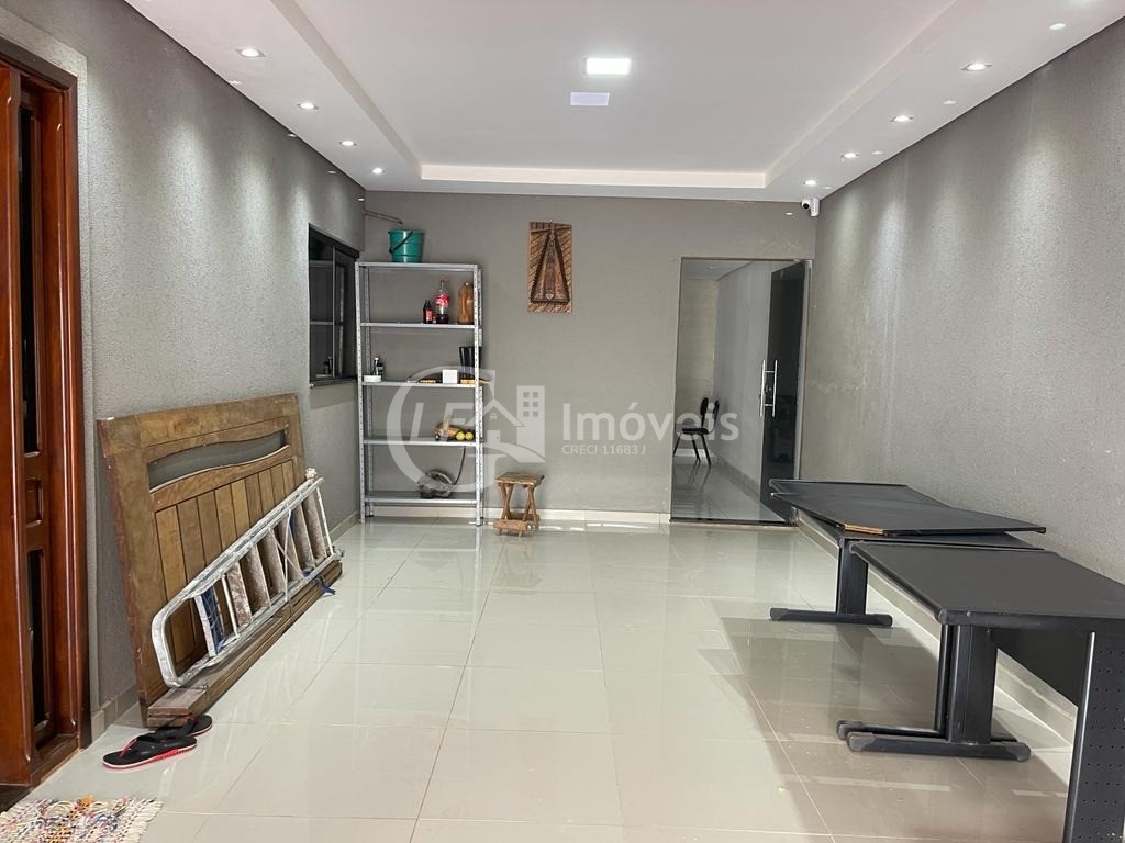 Casa à venda com 3 quartos, 360m² - Foto 25