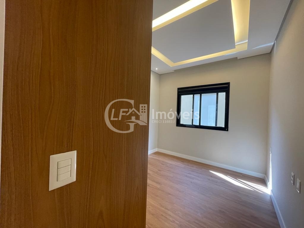 Casa à venda com 3 quartos, 234m² - Foto 15