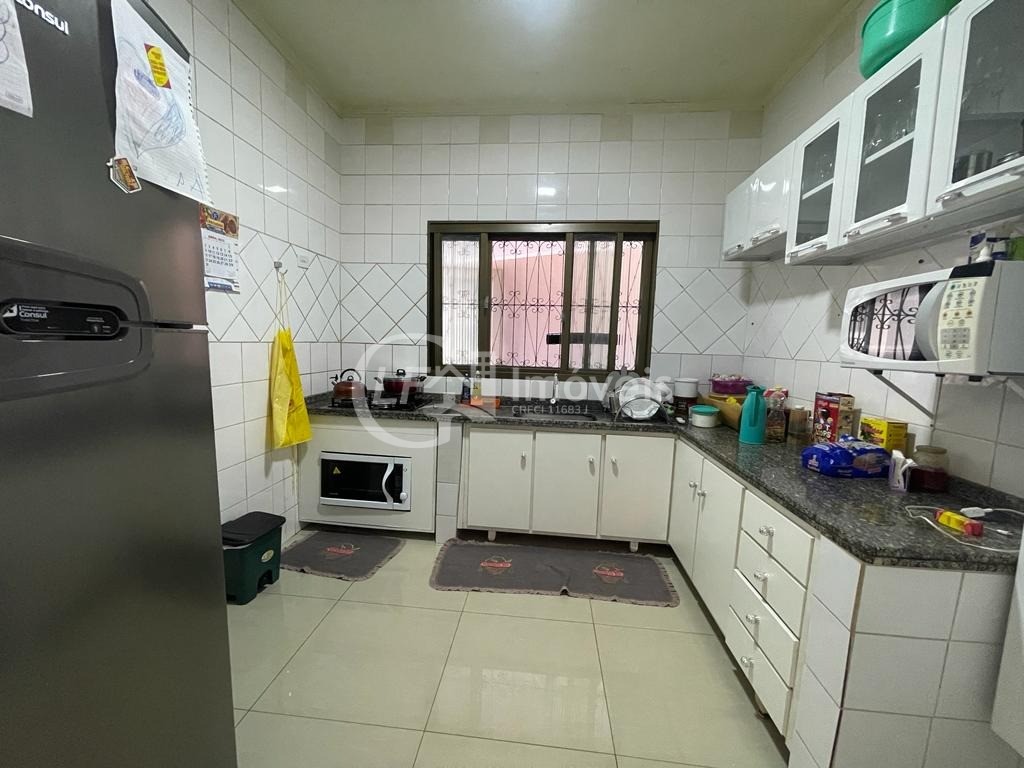 Casa à venda com 3 quartos, 360m² - Foto 14