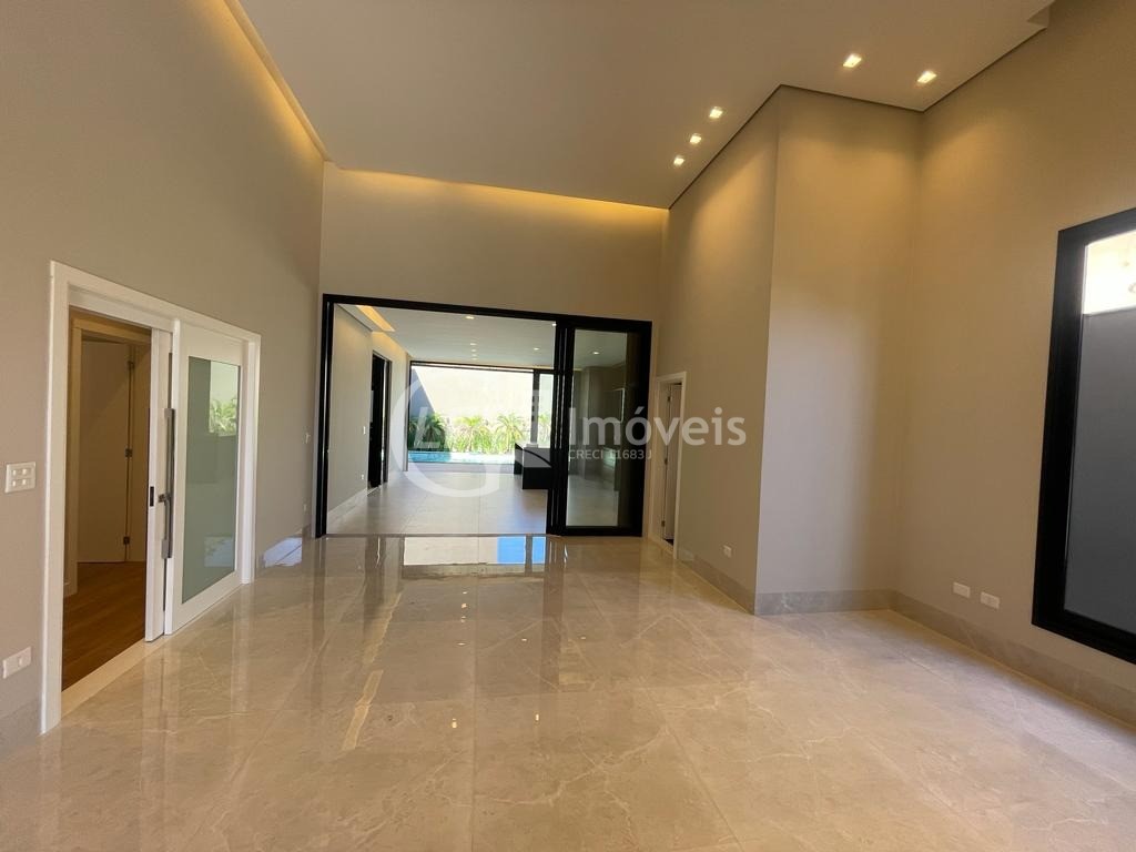 Casa à venda com 3 quartos, 234m² - Foto 9