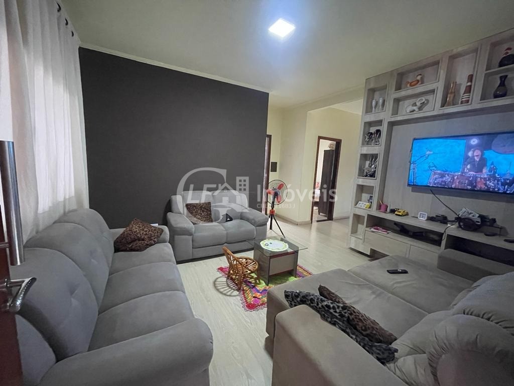 Casa à venda com 3 quartos, 360m² - Foto 23