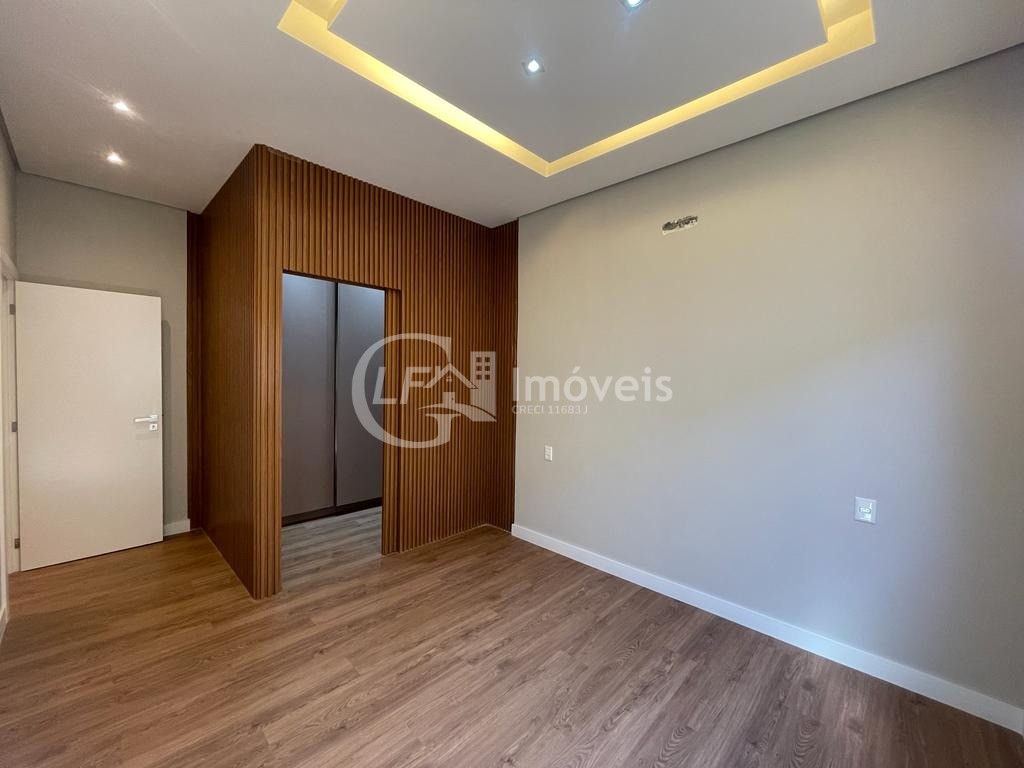 Casa à venda com 3 quartos, 234m² - Foto 22