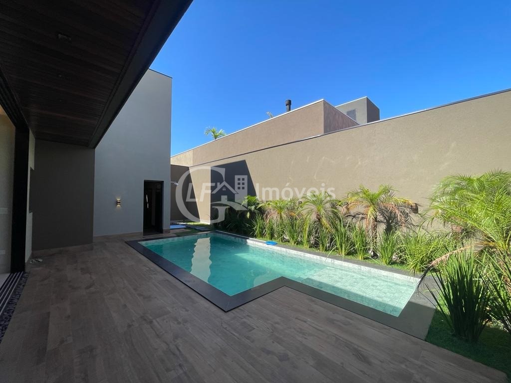 Casa à venda com 3 quartos, 234m² - Foto 3